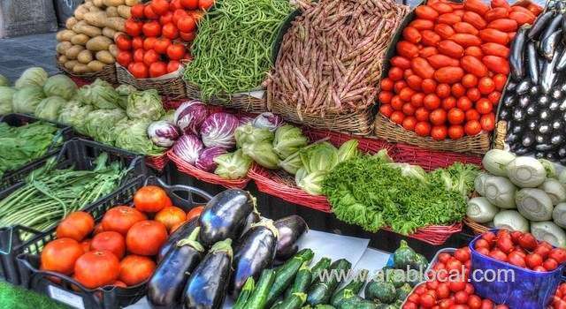 400-to-1000-tons-of-vegetables-and-fruits-are-available_bahrain