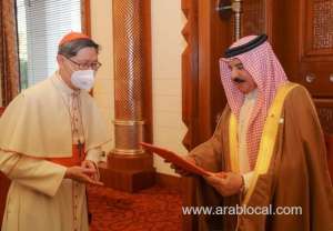 king-receives-pope’s-letter_kuwait