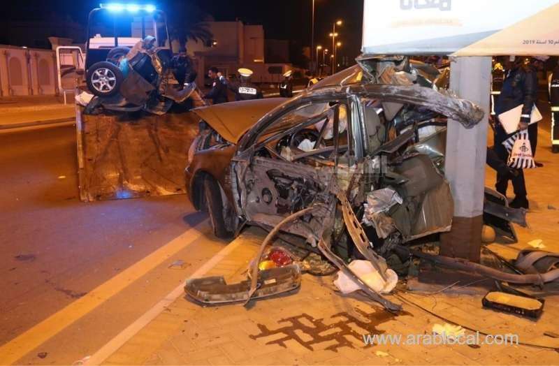 bahraini-death-in-a-terrible-traffic-accident-on-al-fateh-street_bahrain